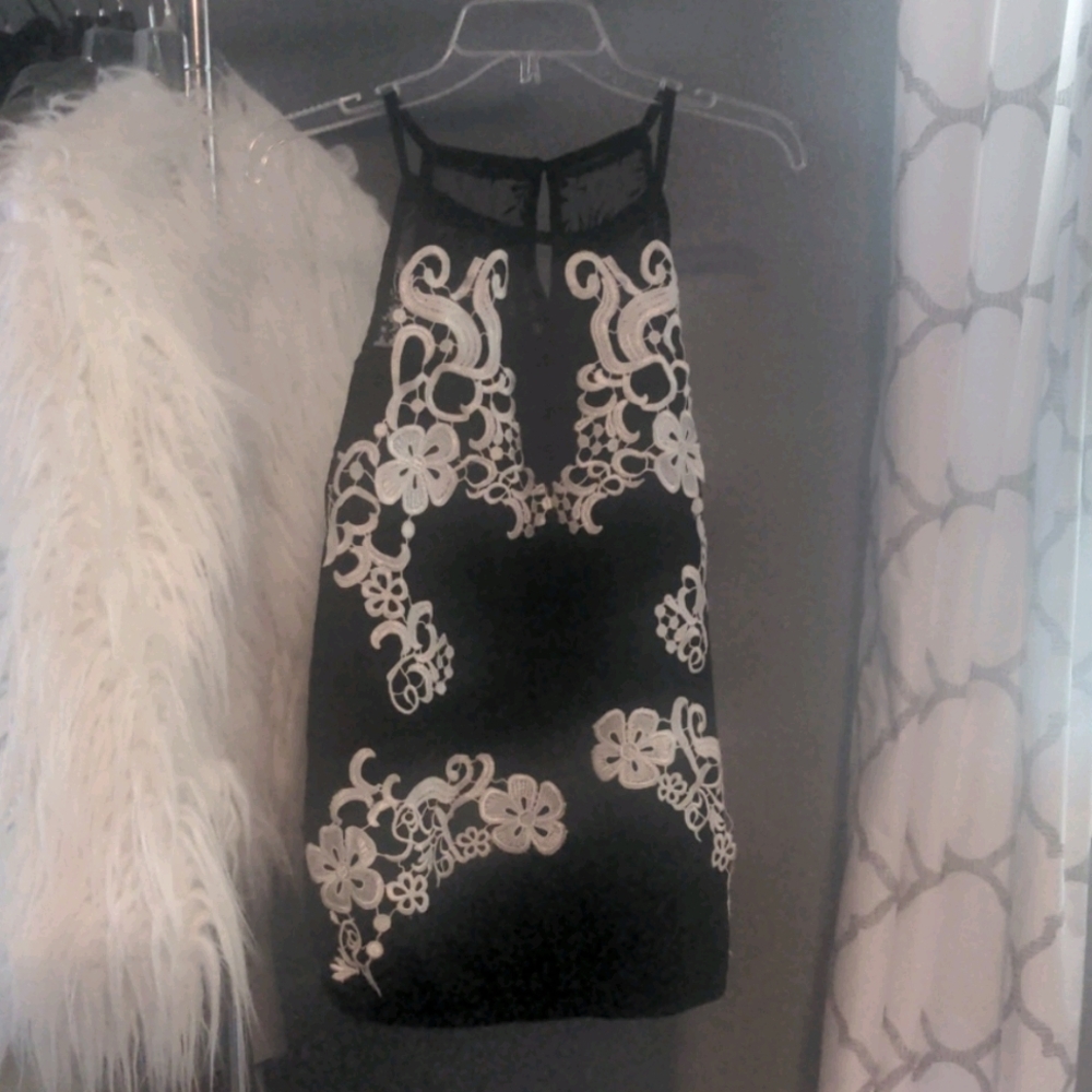 Women's INC top size Large
